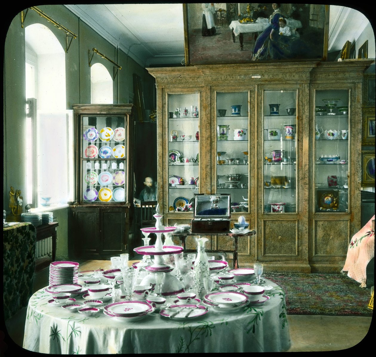 Negozio Torgsin Commercio con stranieri, Mosca, 1931 da Branson DeCou