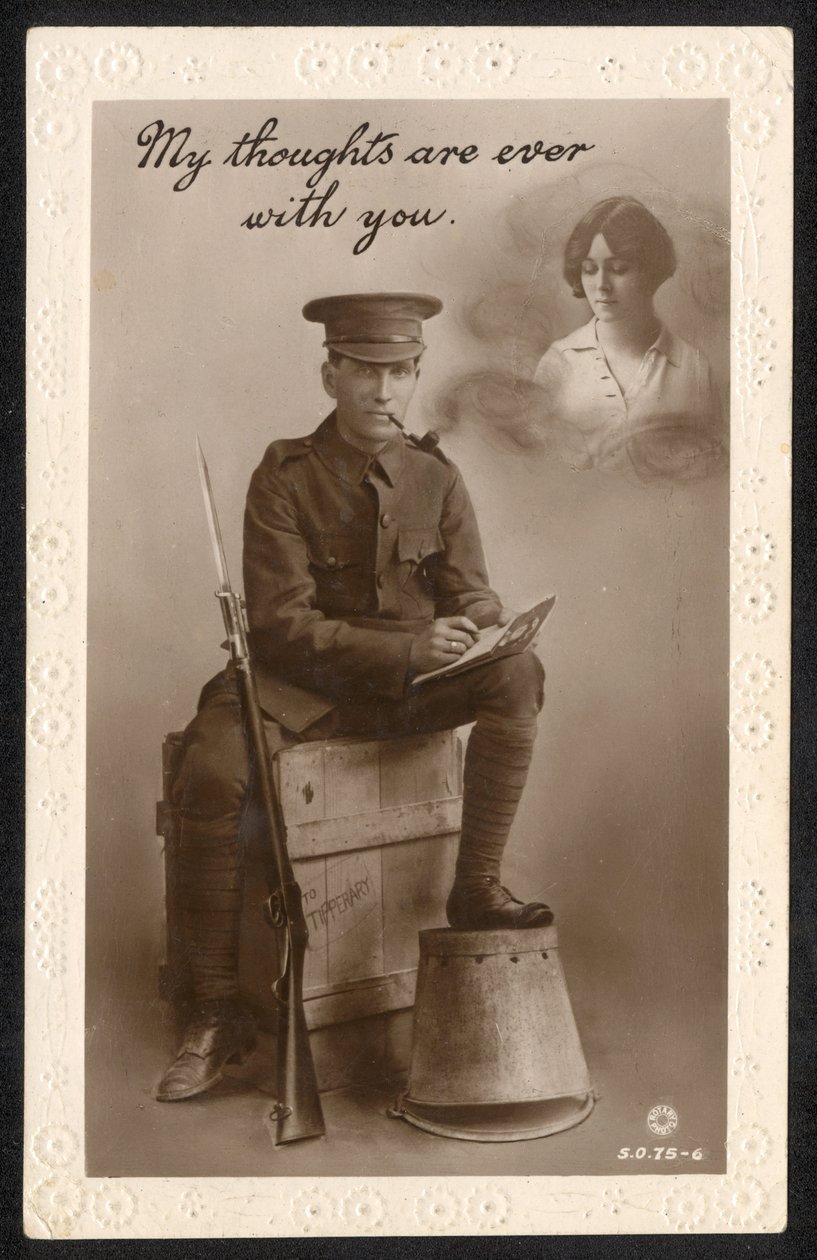 Regno Unito: Una cartolina sentimentale prodotta dal Cairo Postcard Trust, Il Cairo, Egitto, durante la Prima Guerra Mondiale da British Photographer