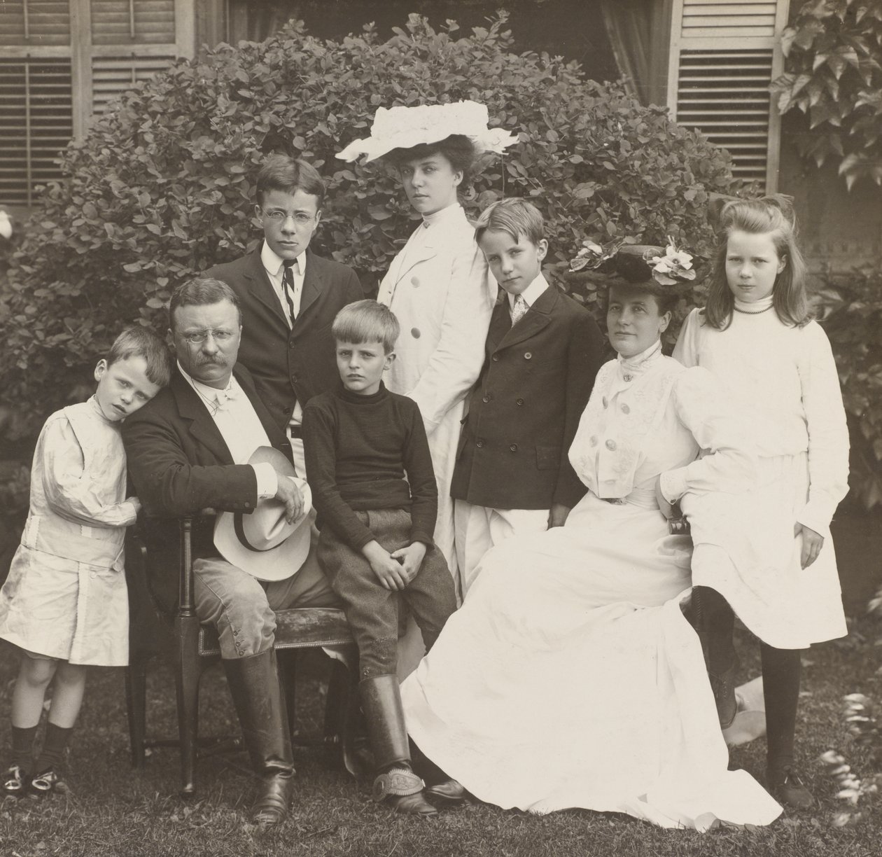 Il presidente Theodore Roosevelt, sua moglie Edith e la famiglia da Brothers Pach