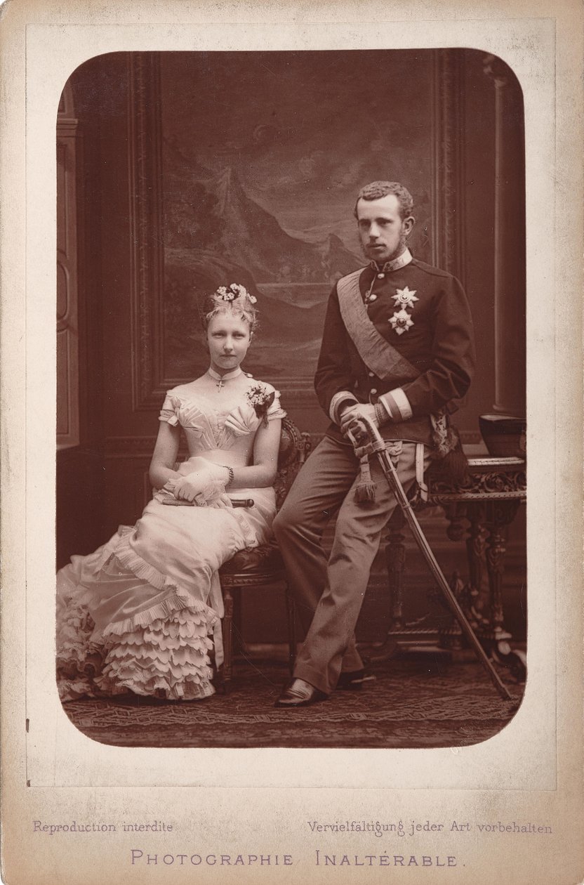 Principe ereditario Rodolfo con la principessa Stefania del Belgio in occasione del loro fidanzamento da Brussels . Photo studio Geruzet Frères