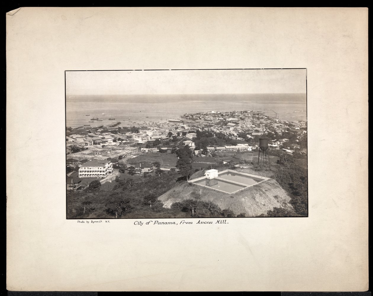Veduta aerea di Panama City, 1912 o 1913 da Byron Company