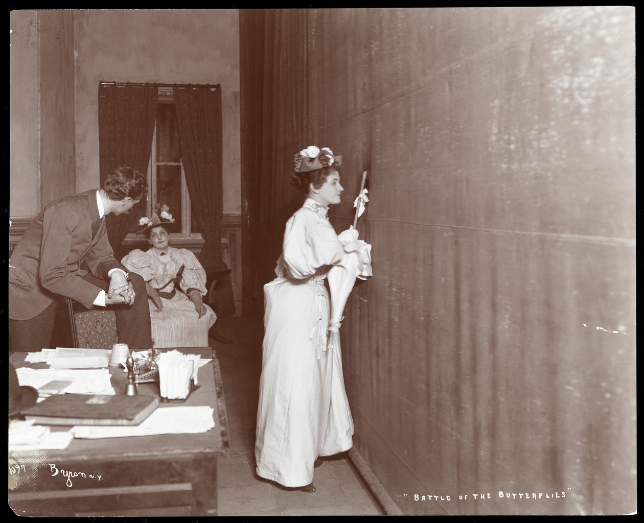 Dietro le quinte del Irving Palace Theatre, New York, durante una rappresentazione di 