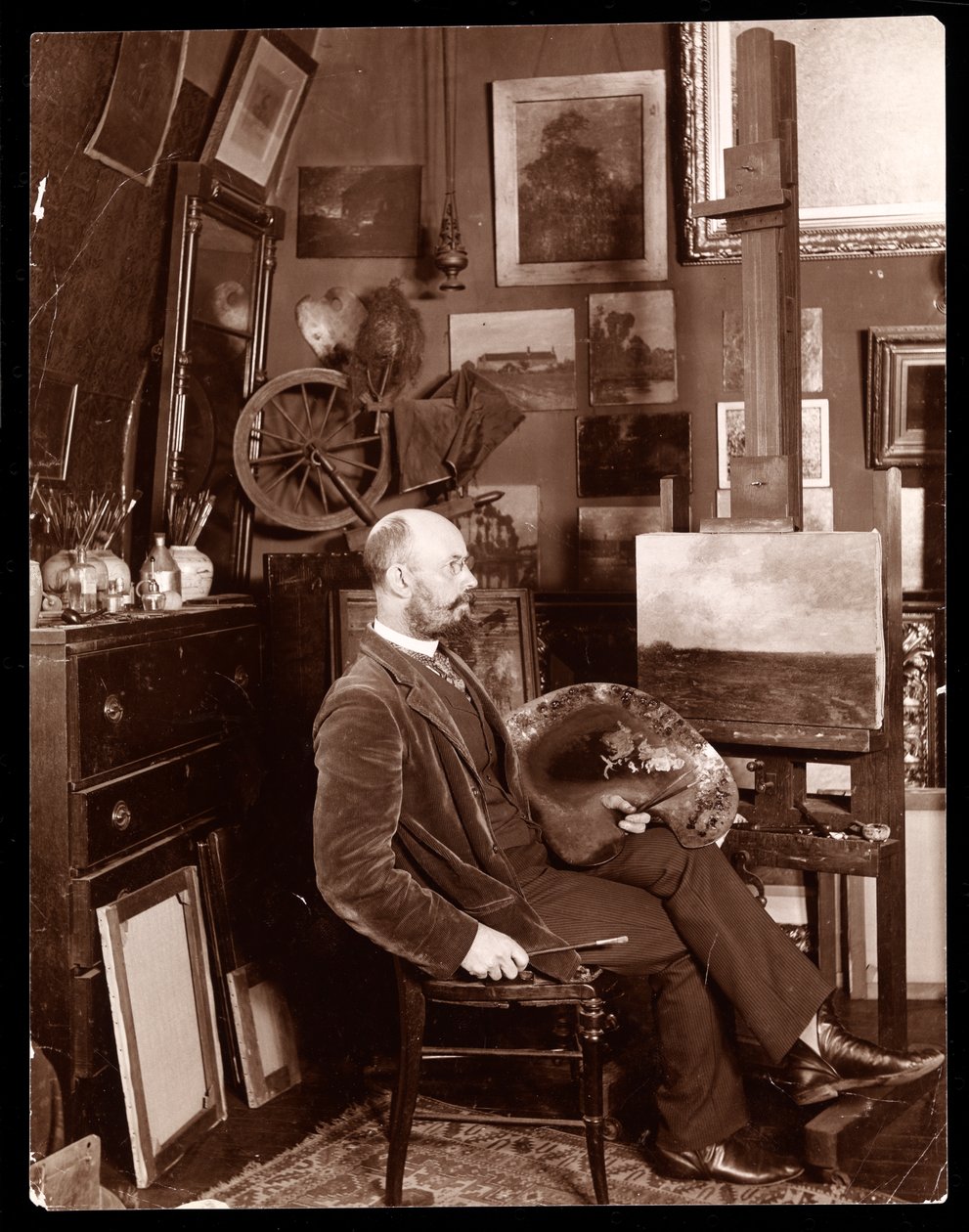John Francis Murphy nel suo studio al Chelsea, West 23rd Street, New York, c.1895 (stampa al gelatino d