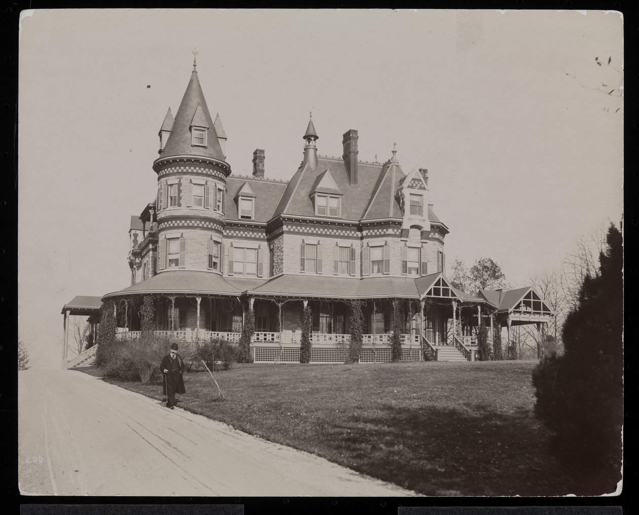 La residenza di Edwin Gould a Rhinecliffe o Rhinebeck, New York, 1893-94 da Byron Company