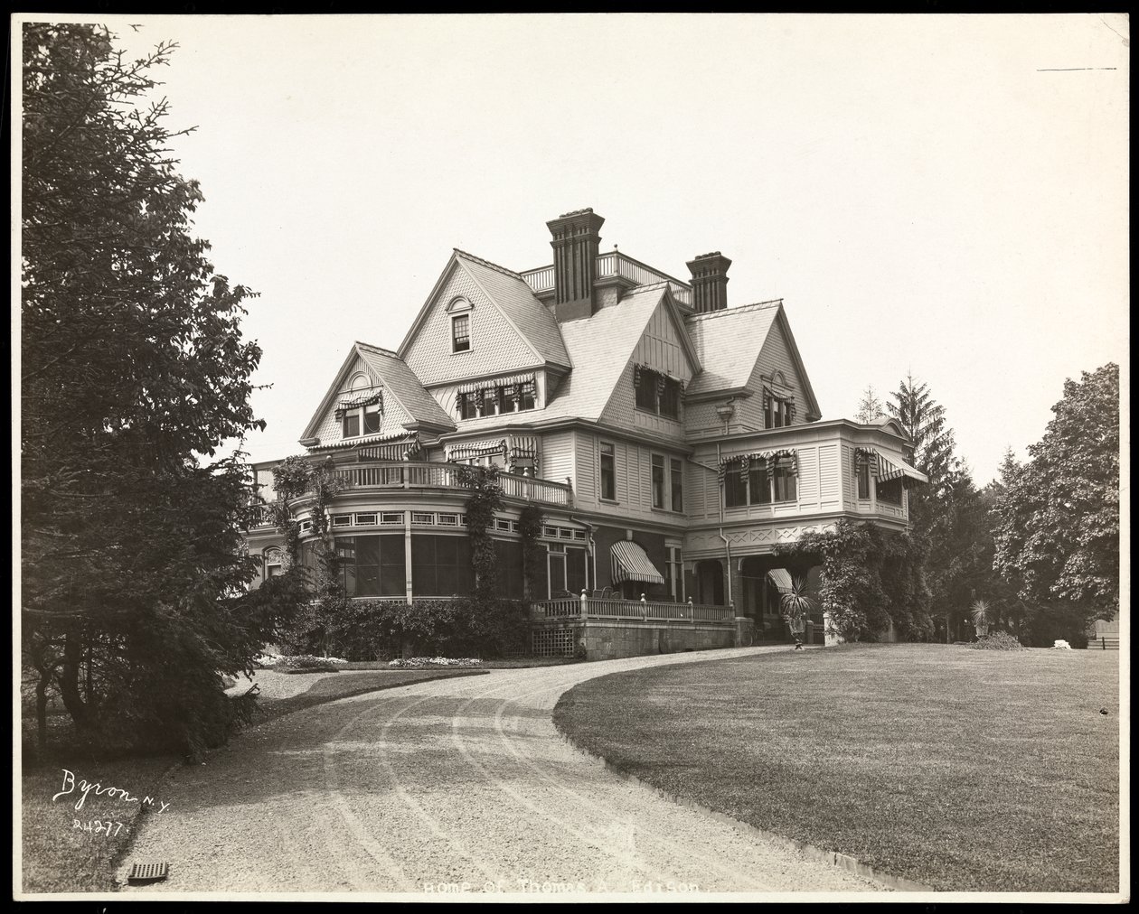 La casa di Thomas Edison, 1920 da Byron Company