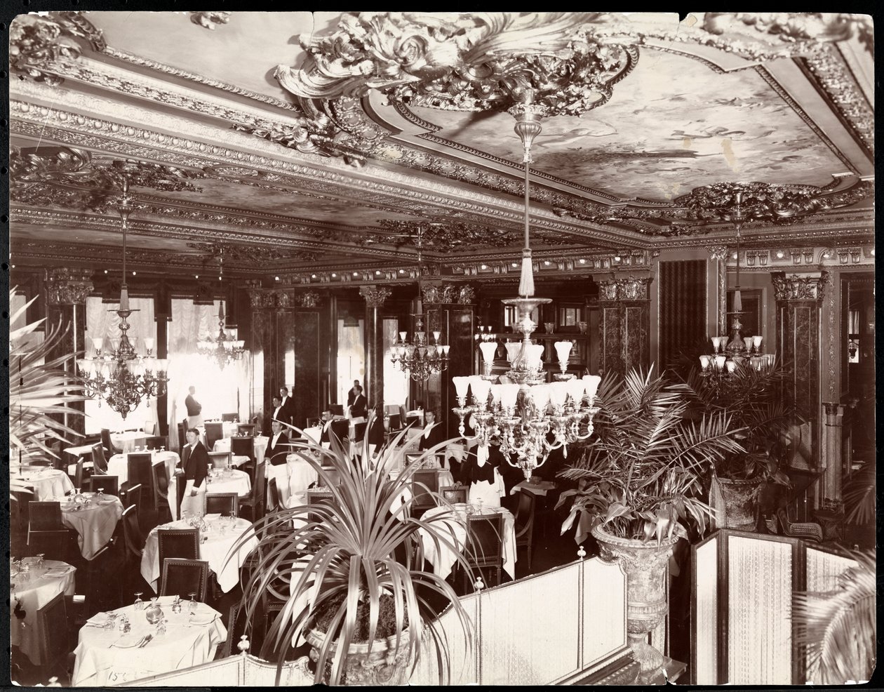 Una sala da pranzo all