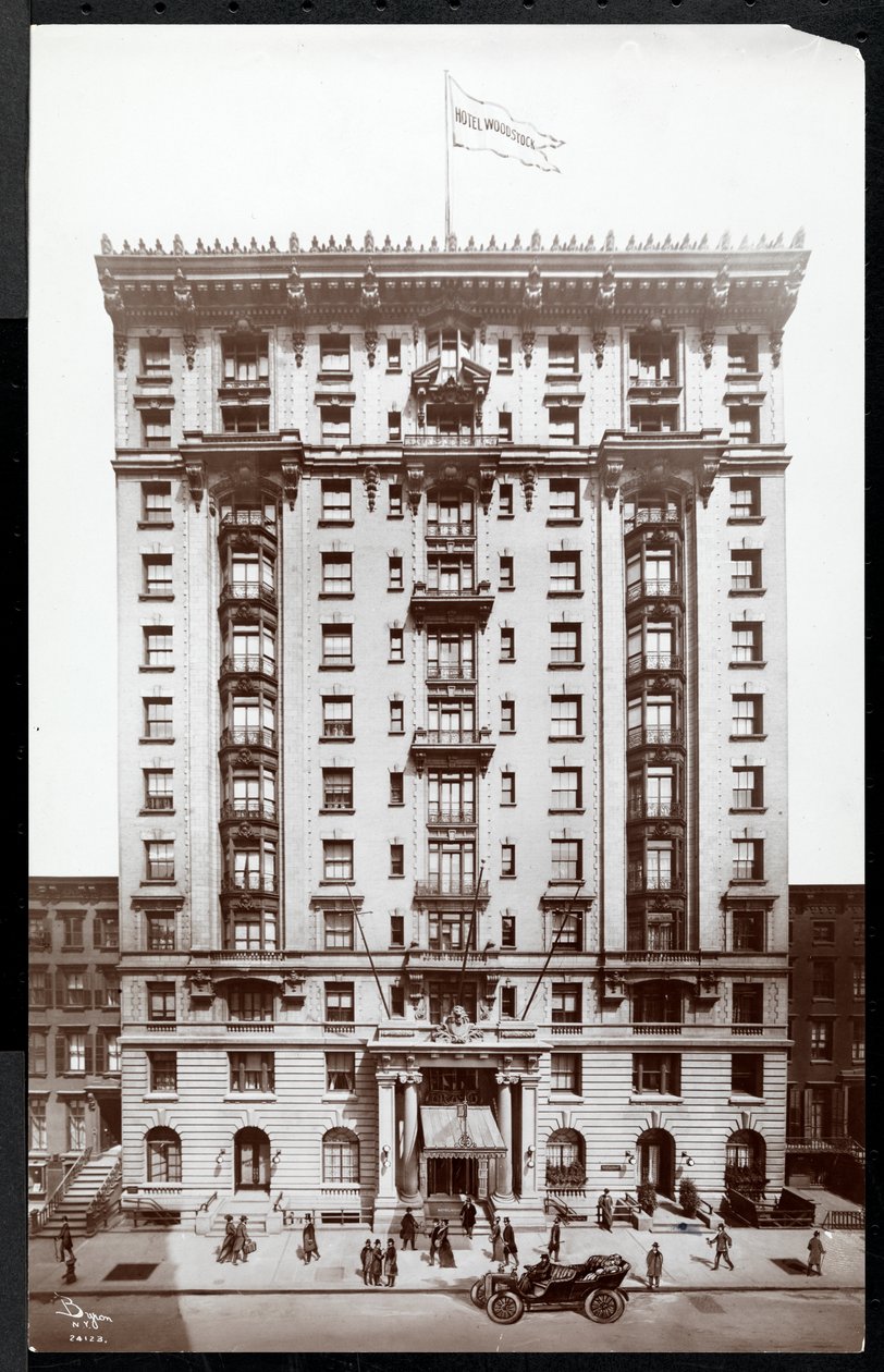 Hotel Woodstock al 127 West 43rd Street, New York, 1907 da Byron Company