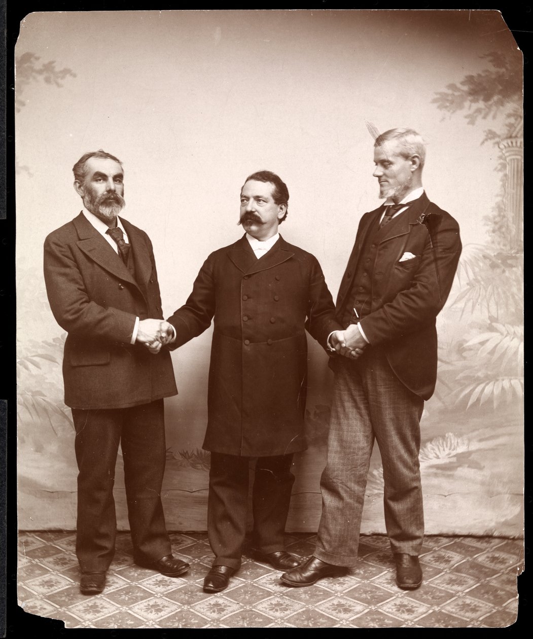 Leader sindacali Samuel Gompers, John Burns e Holmes, 1893-4 (stampa al gelatino d