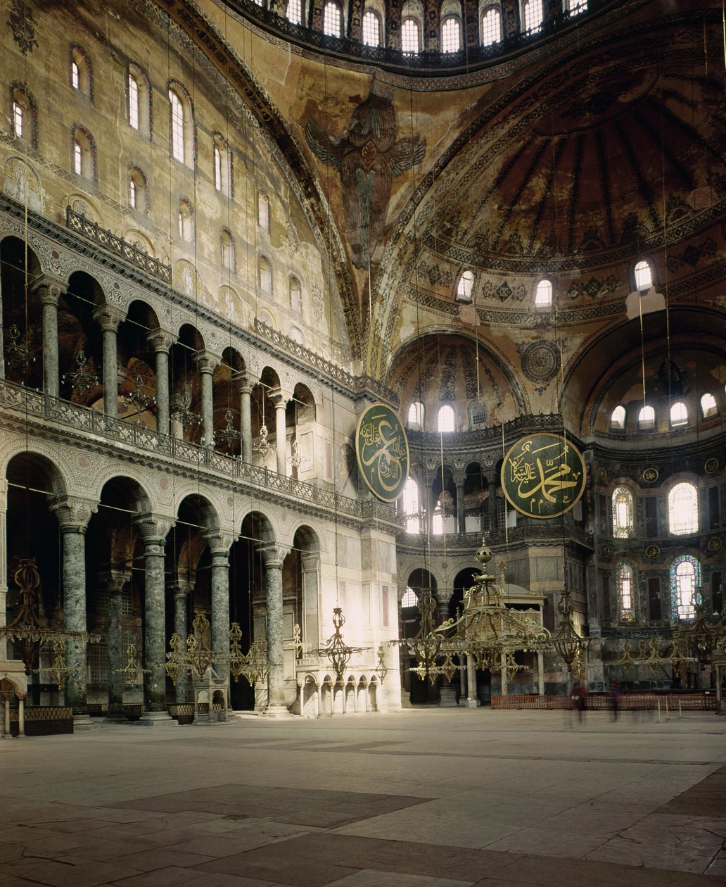 Veduta della navata da Byzantine School