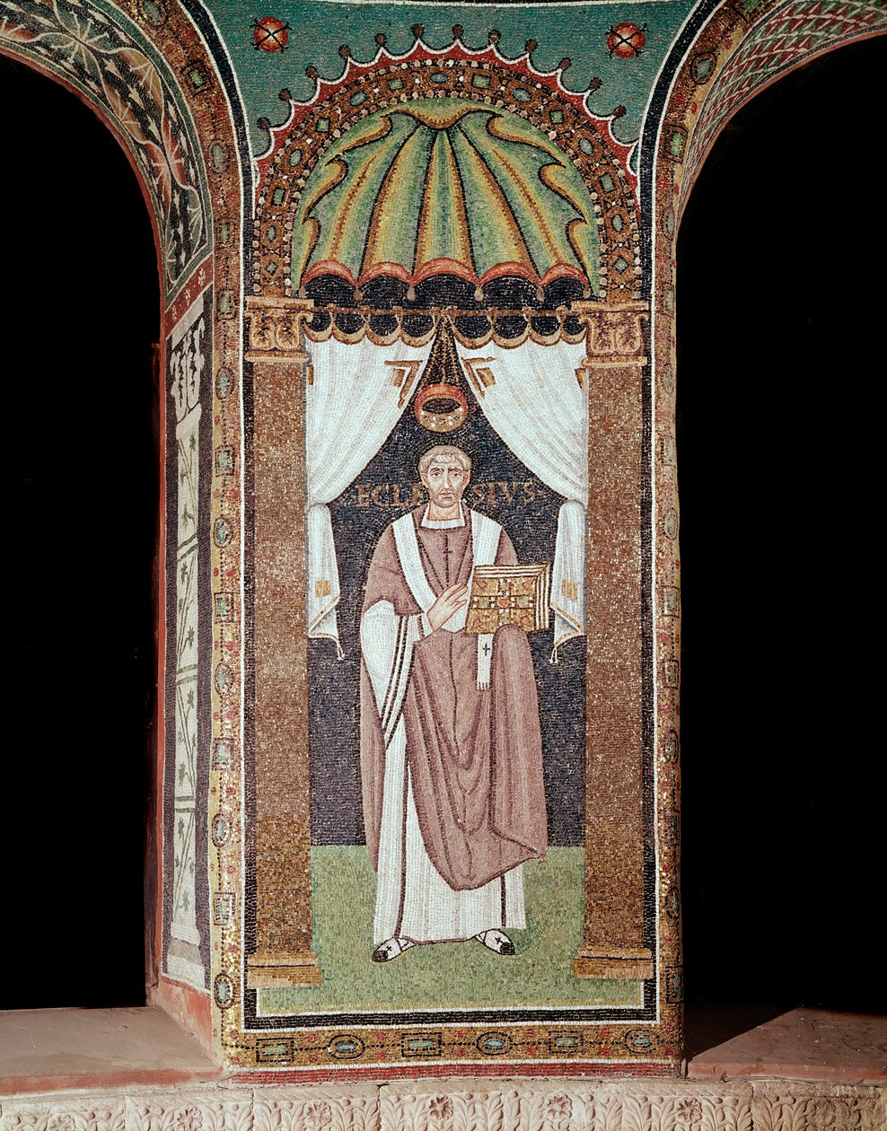 Il vescovo ecclesia (dettaglio di mosaici, VI secolo) da Byzantine School
