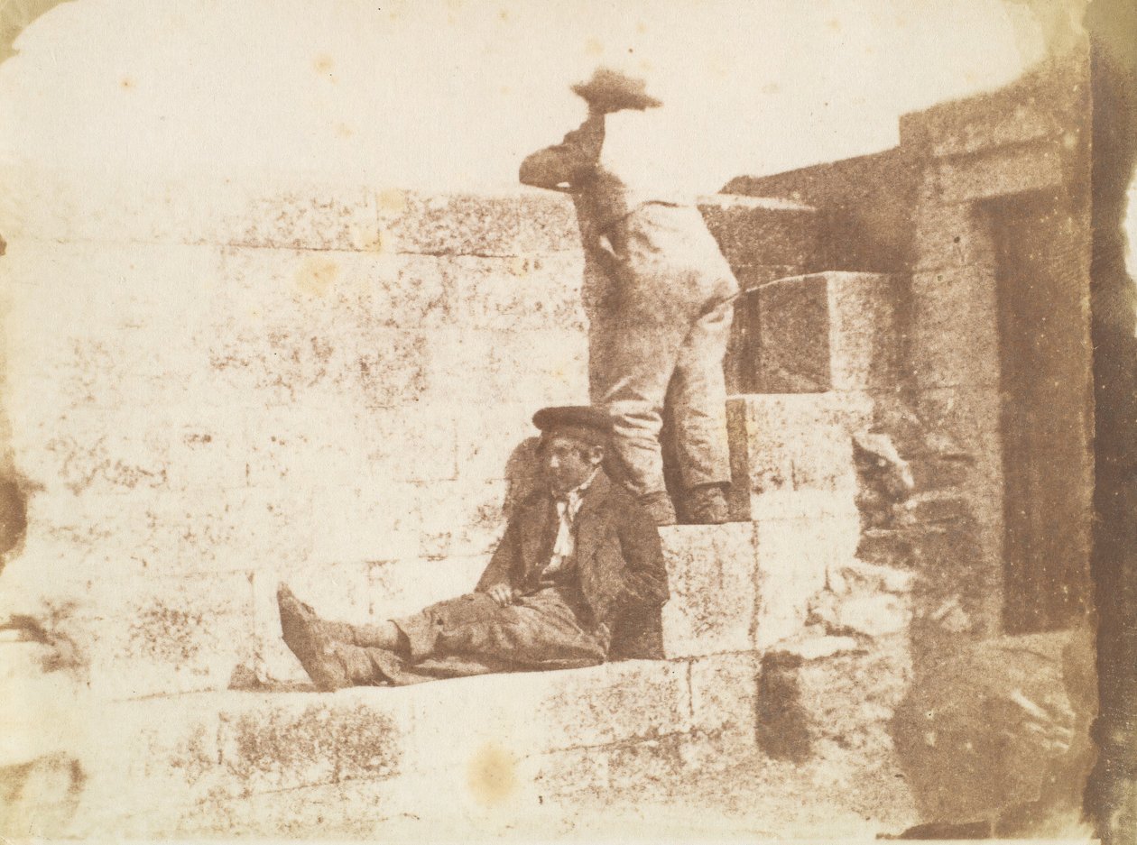 Due giovani uomini che riposano su un molo, fine 1840s da Calvert Jones