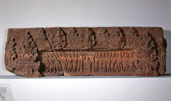 Architrave che raffigura il mito dell