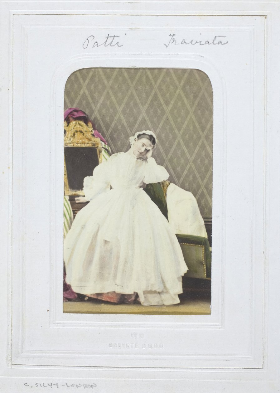 Adelina Patti, Traviata, 1860-69 da Camille Silvy