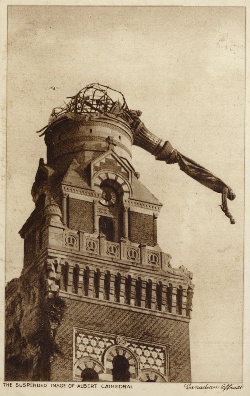 La statua sospesa della Cattedrale di Albert, Francia, Prima Guerra Mondiale (foto b/n) da Canadian Photographer