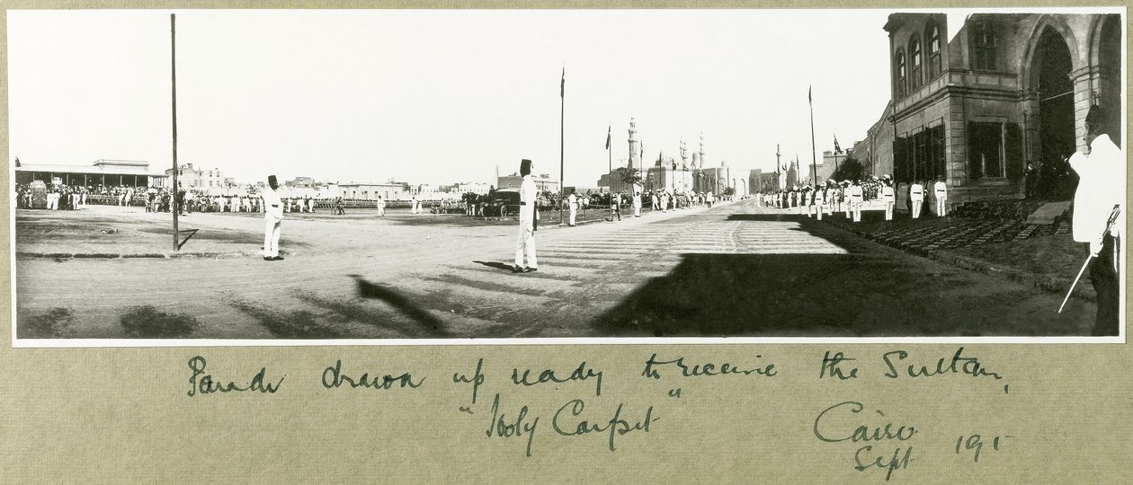 Parata pronta a ricevere il Sultano, Il Cairo, settembre 1917 da Capt. Arthur Rhodes