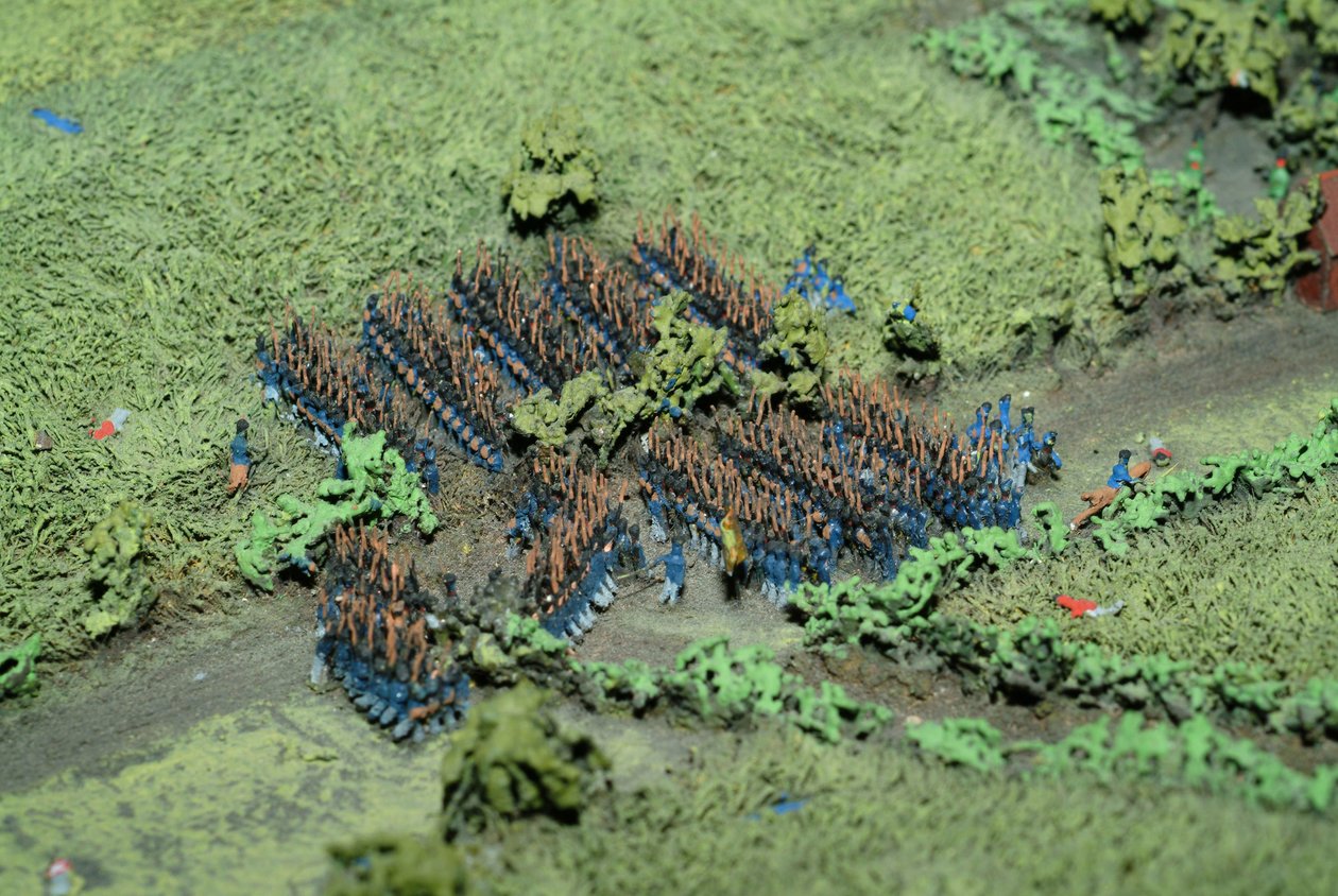 Diorama della Battaglia di Waterloo che mostra le truppe posizionate alle 19.45 del 18 giugno 1815 (dettaglio) da Capt. William Siborne