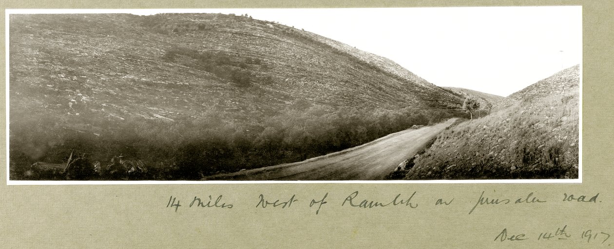 14 miglia a ovest di Ramleh sulla strada per Gerusalemme, 14 dicembre 1917 da Capt. Arthur Rhodes