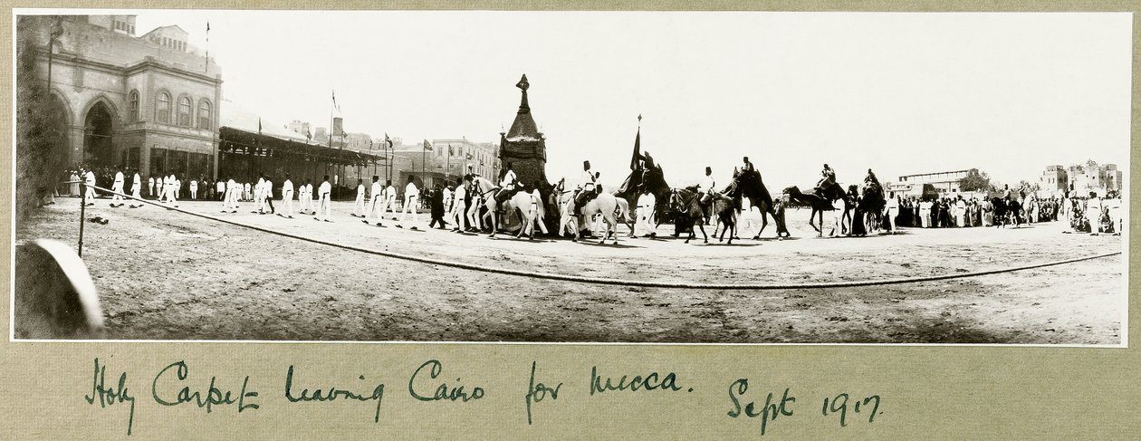 Tappeto sacro che lascia il Cairo per la Mecca, settembre 1917 da Capt. Arthur Rhodes