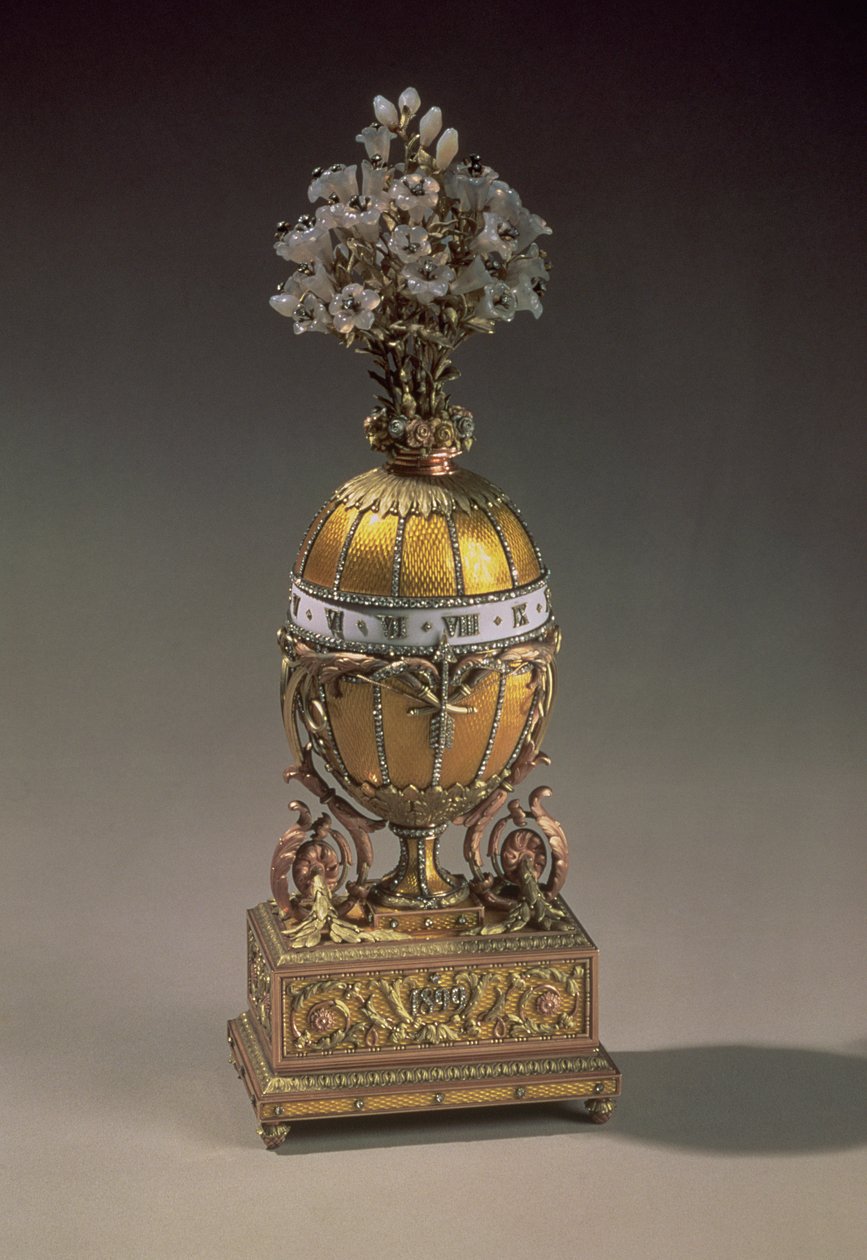 Uovo di Pasqua a forma di vaso contenente fiori, 1899 da Carl Fabergé