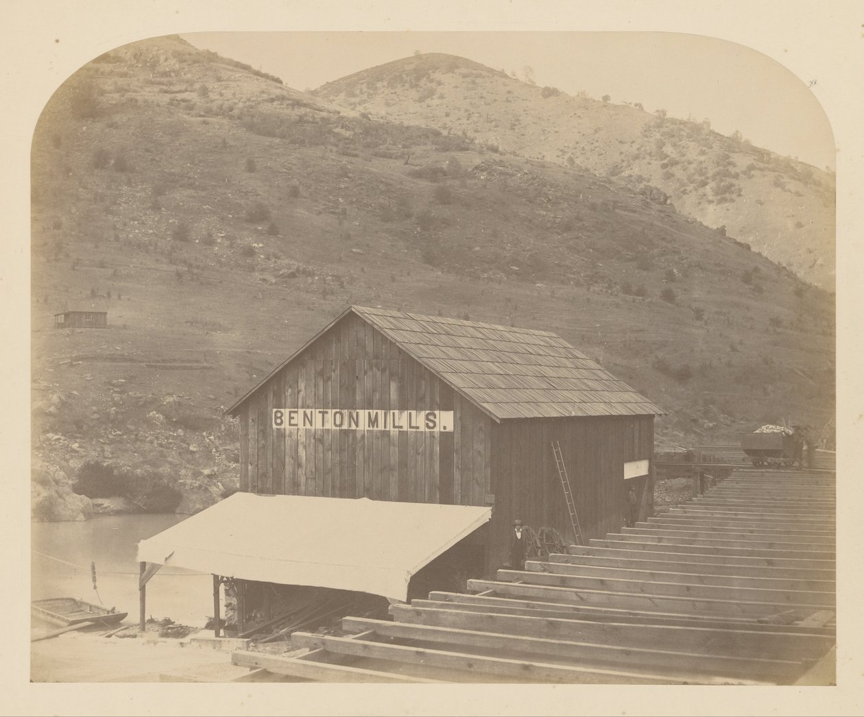 (Benton Mills) da Carleton E. Watkins