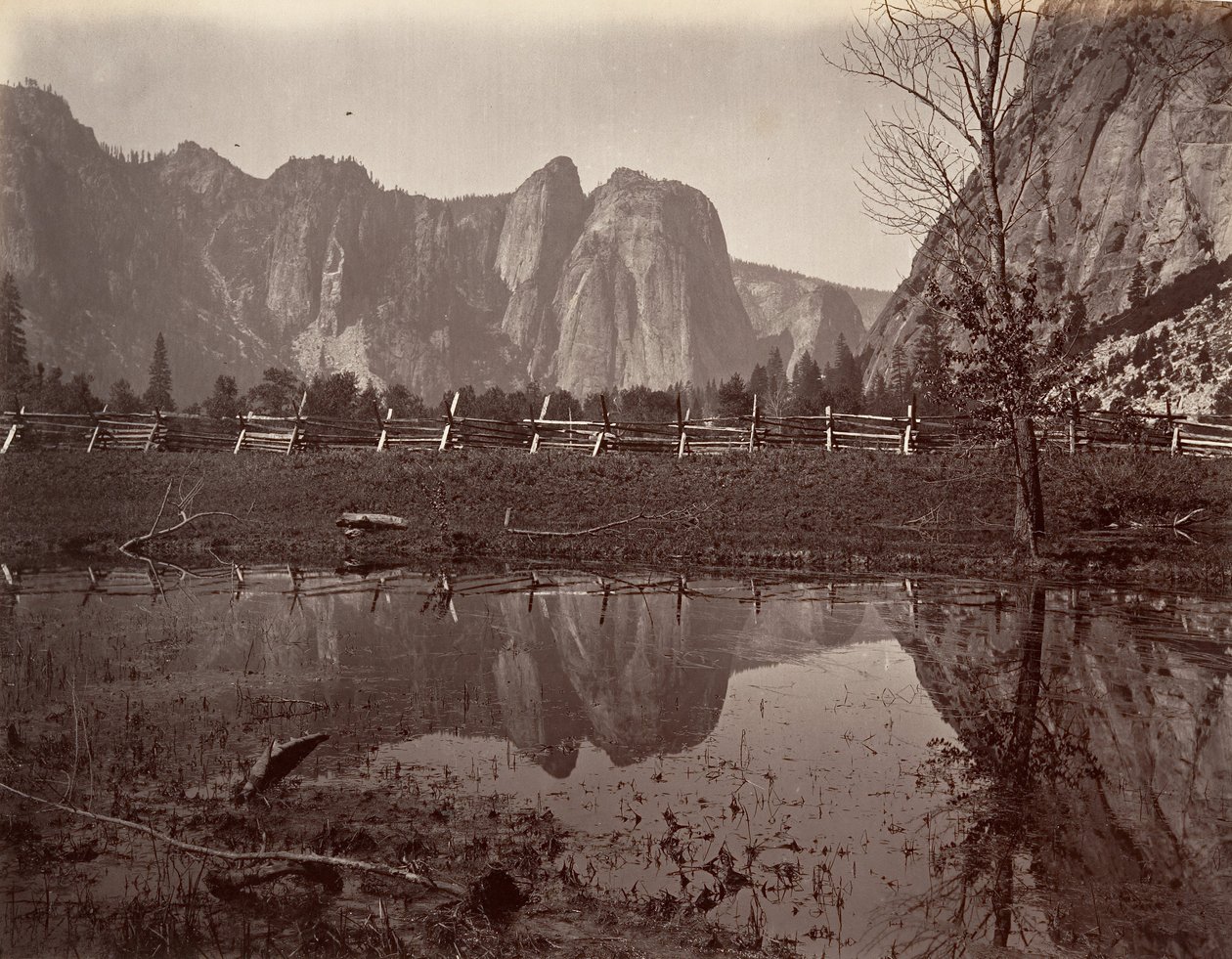 Cathedral Rocks, Yosemite, ca. 1872, stampato ca. 1876 da Carleton E. Watkins.