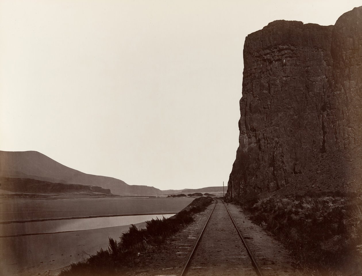 Capo Horn vicino a Celilo da Carleton Emmons Watkins