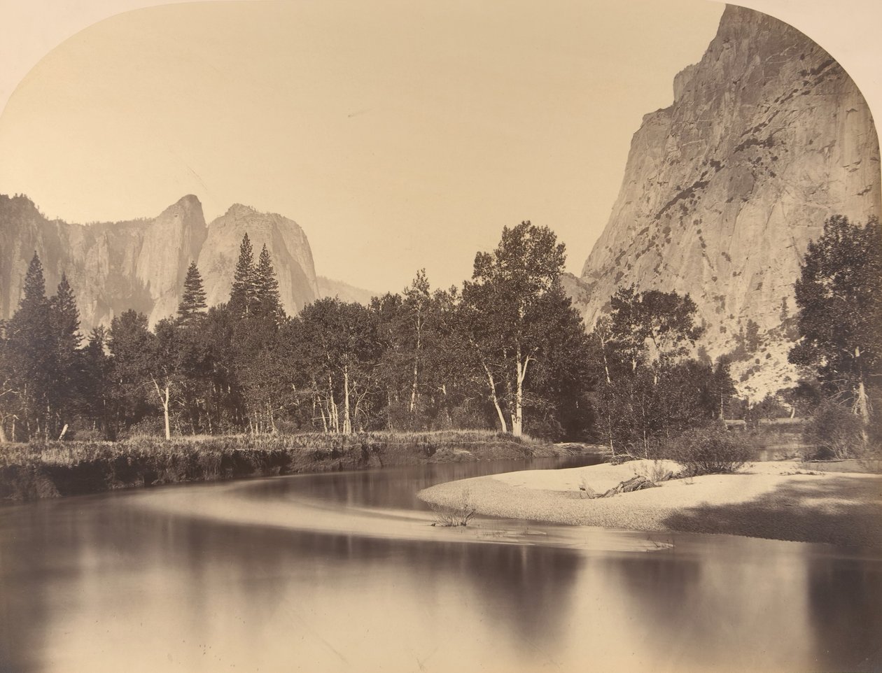 Veduta del fiume, giù per la valle, Cathedral Rock a sinistra, Yosemite da Carleton Emmons Watkins