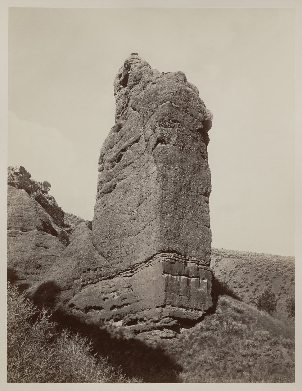 Roccia del Sentinella, Echo Canyon, Utah da Carleton E. Watkins