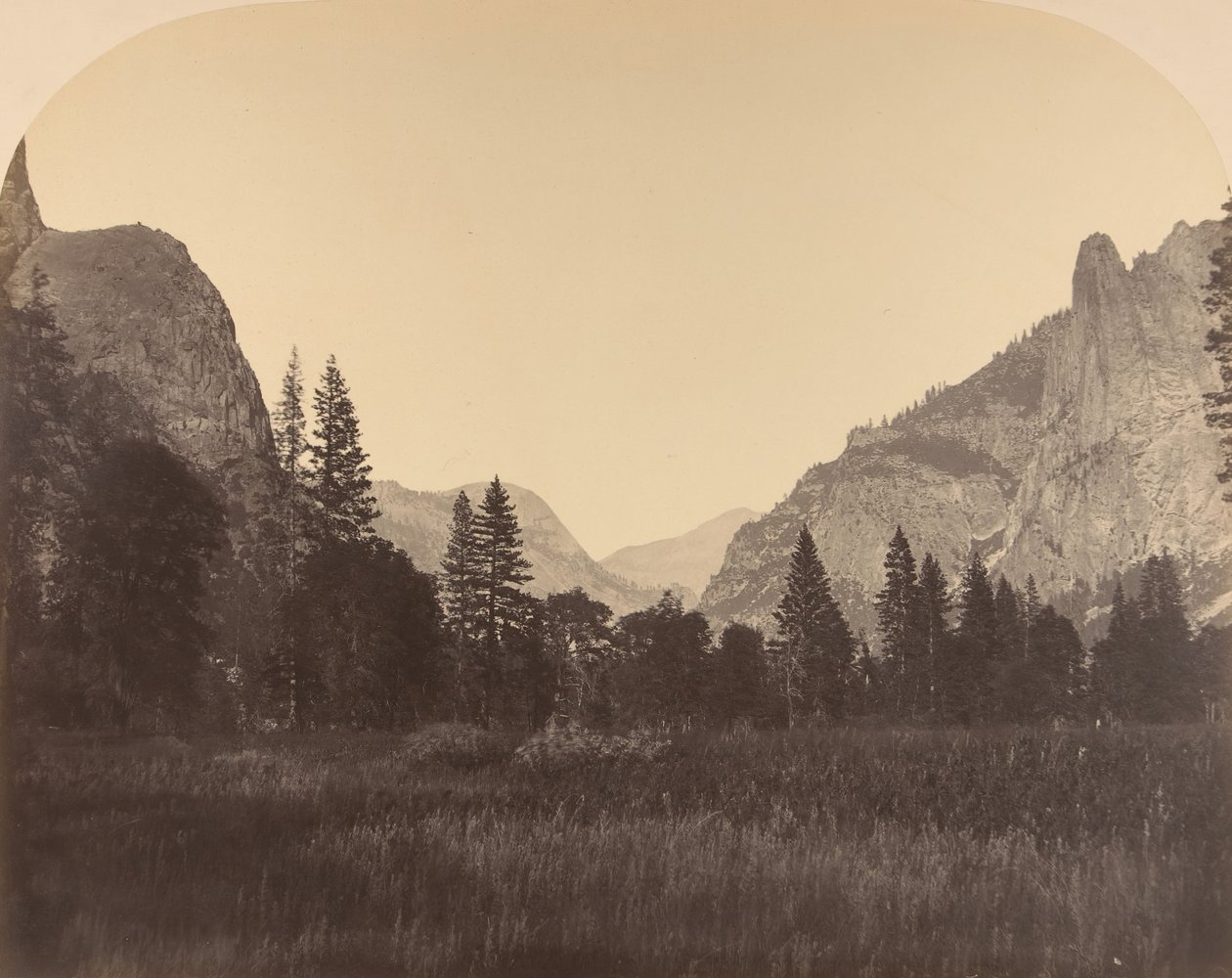 Su per la valle, North Dome al centro, Sentinel a sinistra da Carleton Emmons Watkins
