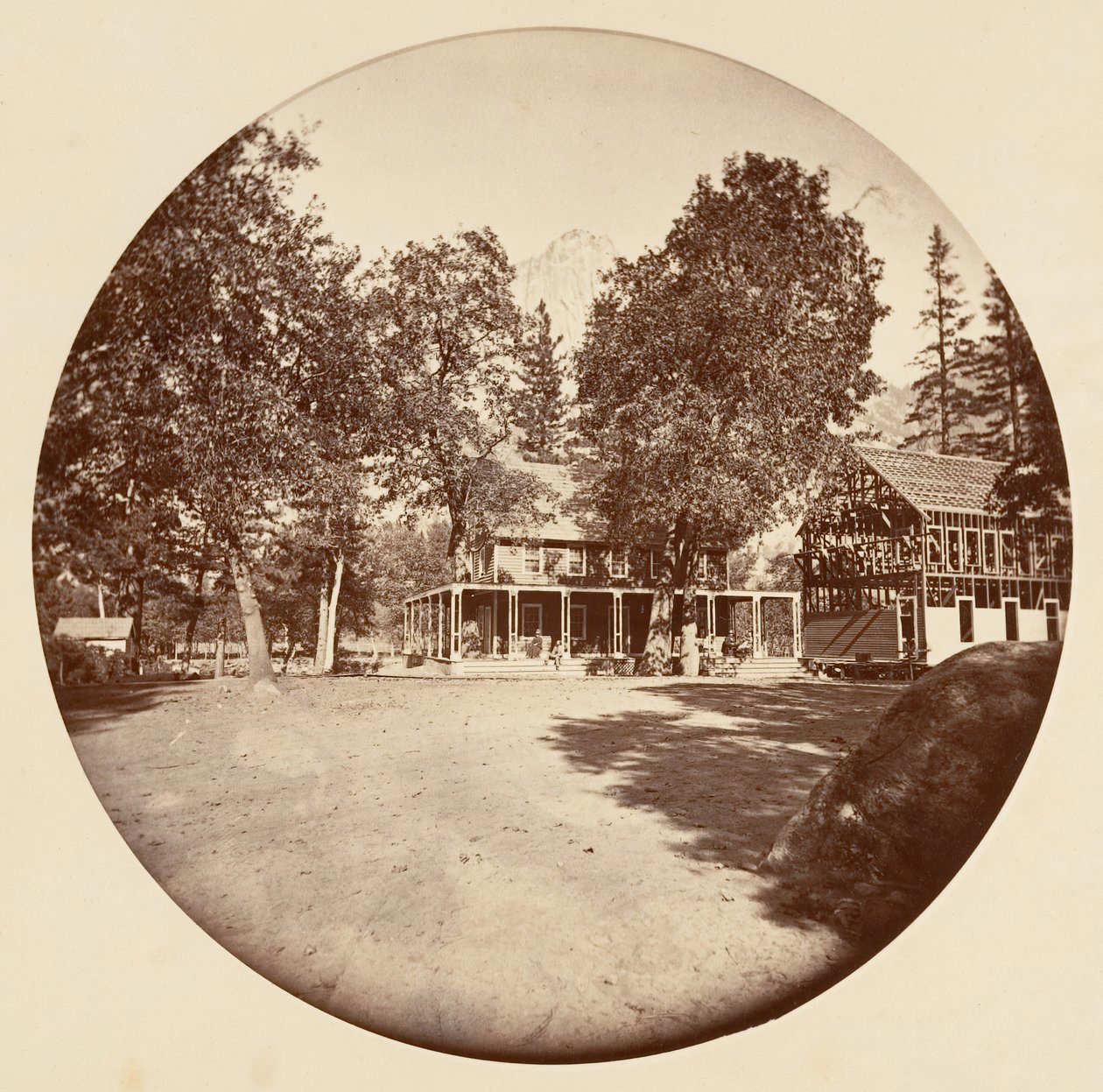 [Parco Nazionale di Yosemite, California] da Carleton Emmons Watkins