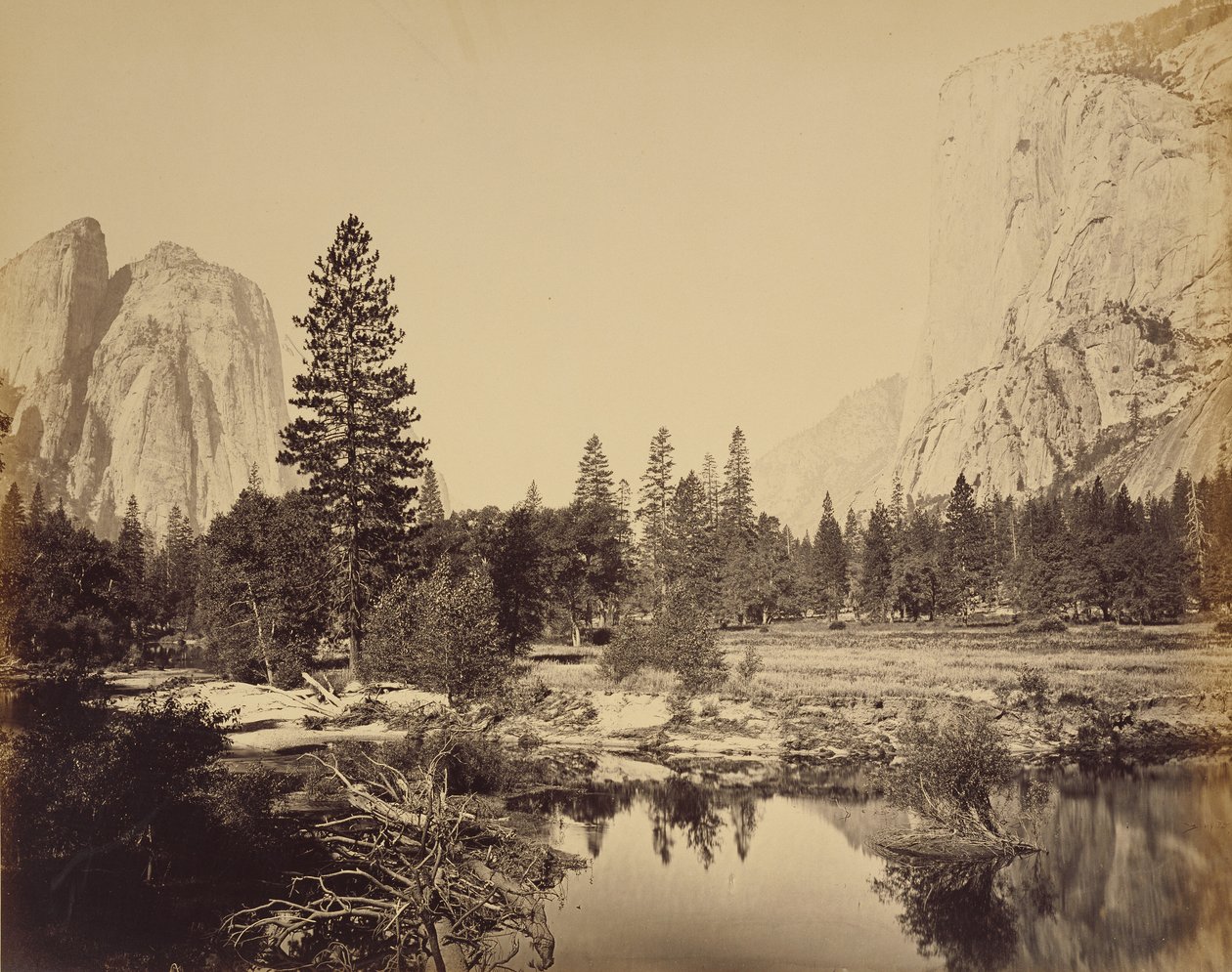 [Giù per la valle] da Carleton Watkins