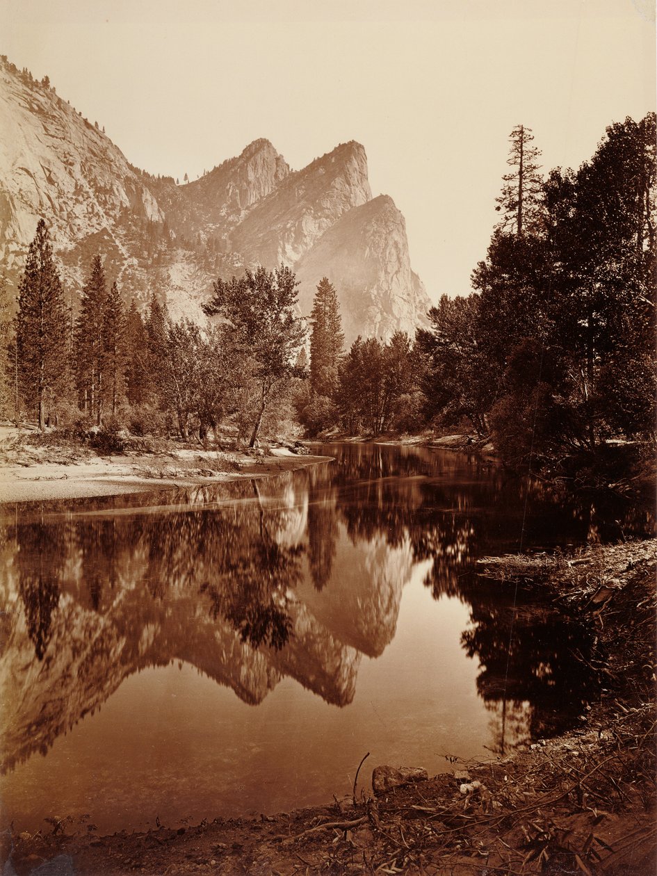 Tre fratelli, valle di Yosemite da Carleton Watkins
