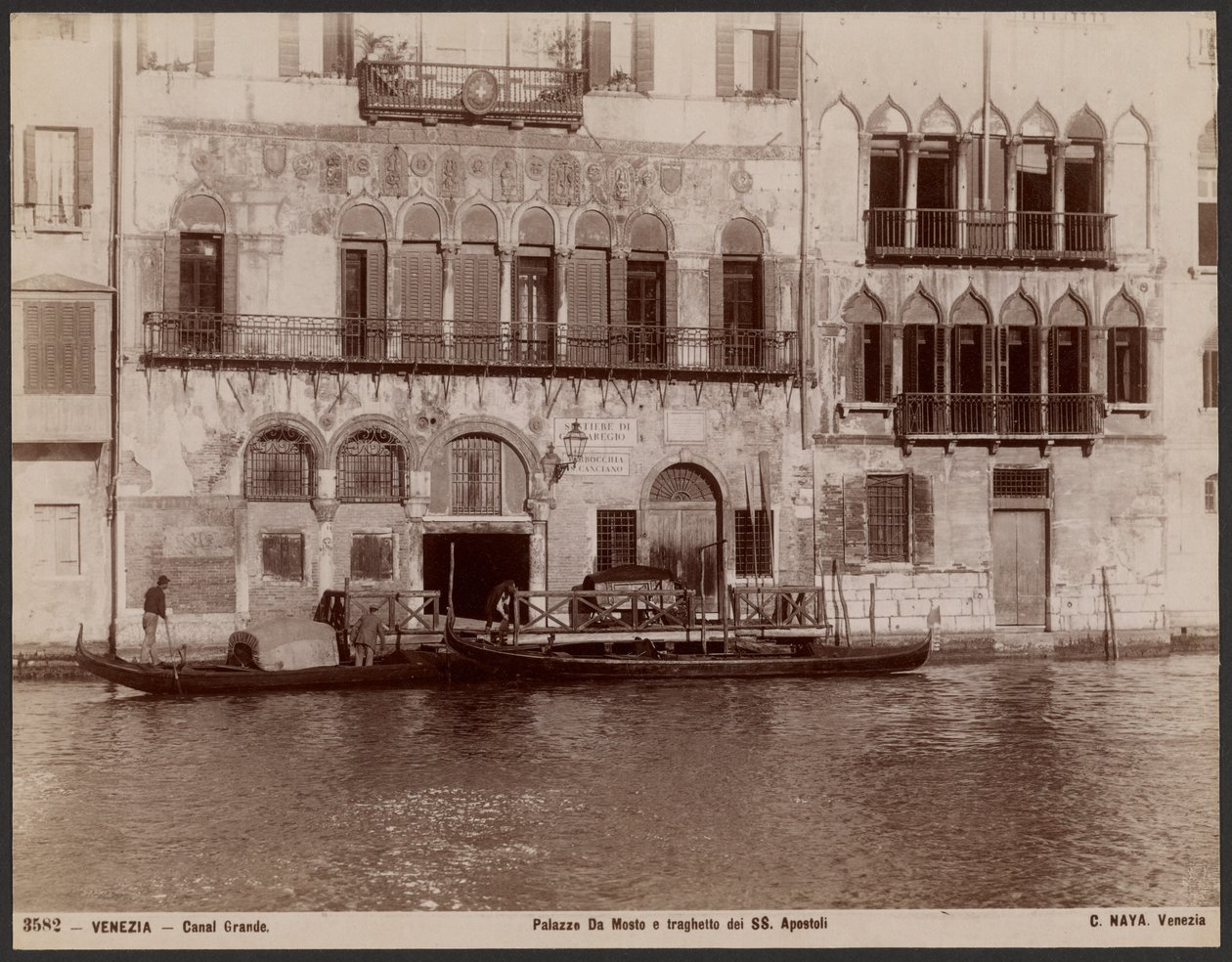 Palazzo Da Mosto e il traghetto SS Apostoli da Carlo Naya