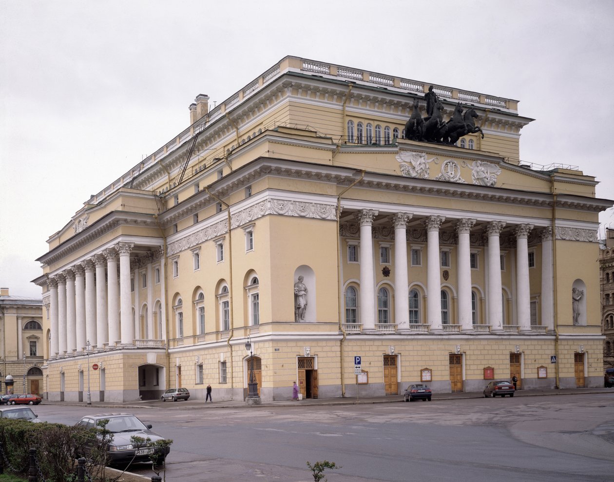 Il Teatro Aleksandrinskij a San Pietroburgo, 1828-1832 da Carlo Rossi