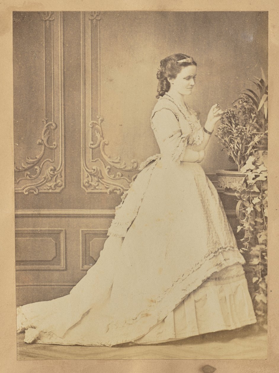 [Elisabetta di Wied, regina di Romania]. da Carol Szathmari