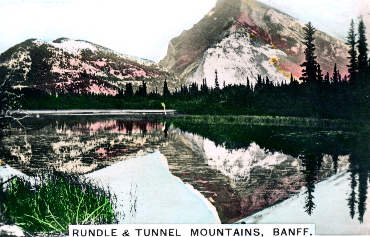 Monti Rundle e Tunnel, Banff, Alberta, Canada da Cavenders Ltd