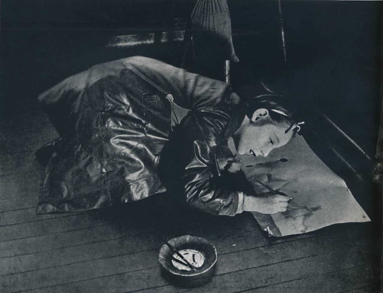 Una bambina lasciata indietro immagina il viaggio verso la campagna, 1941 da Cecil Beaton