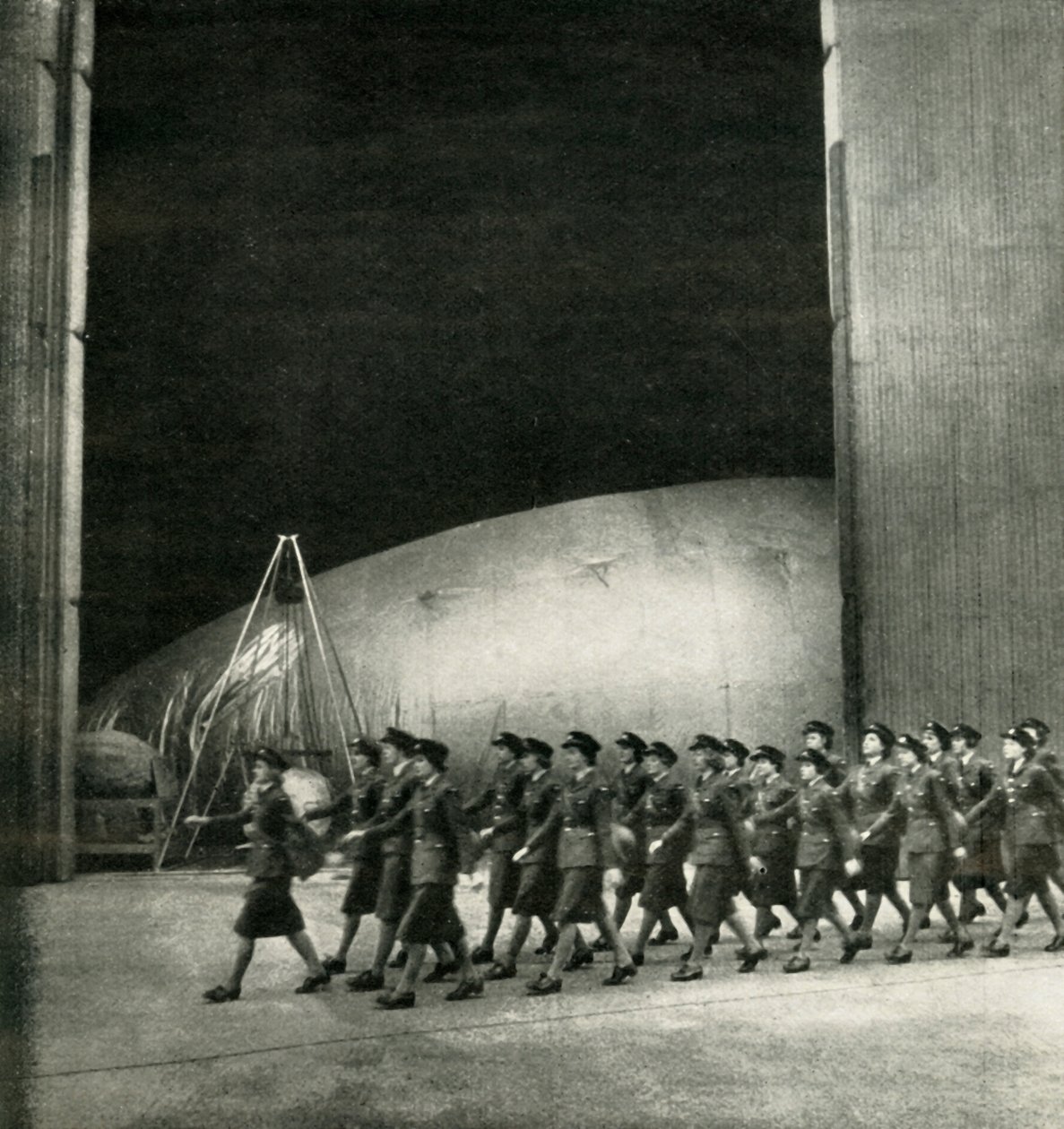 In un Centro di Mongolfiere da Cecil Beaton