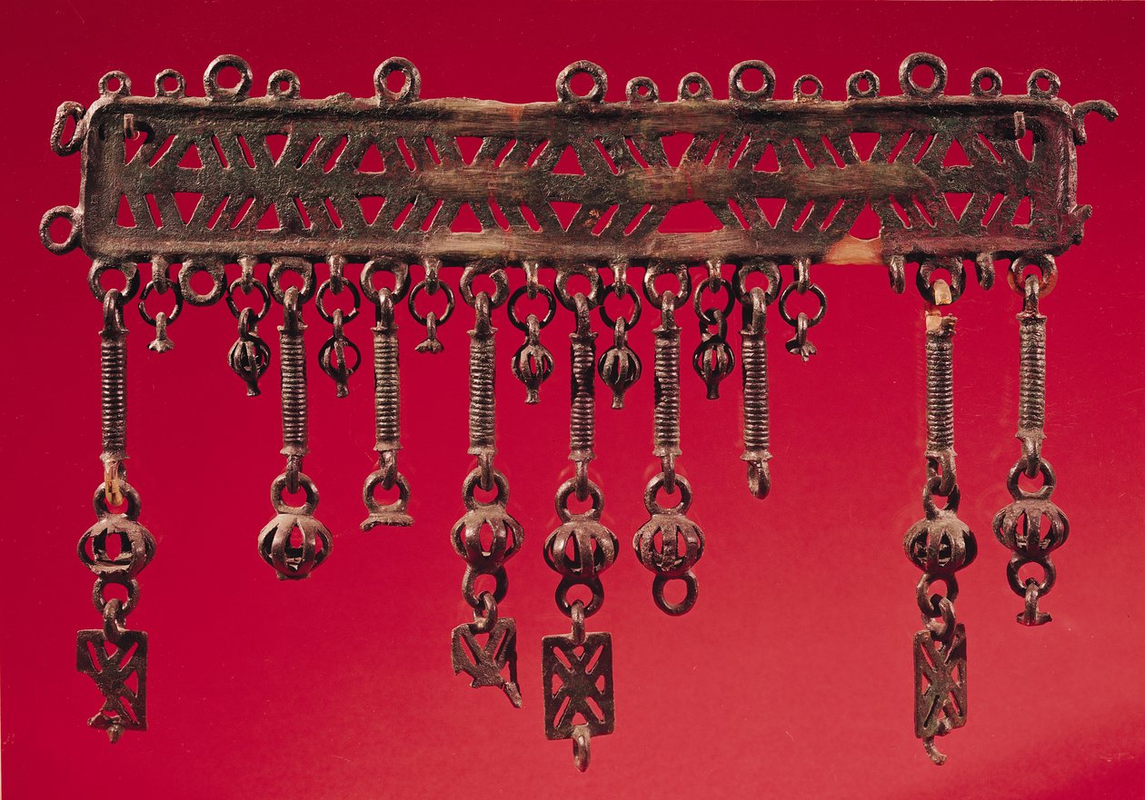 Parure con pendenti a campana da Celtic