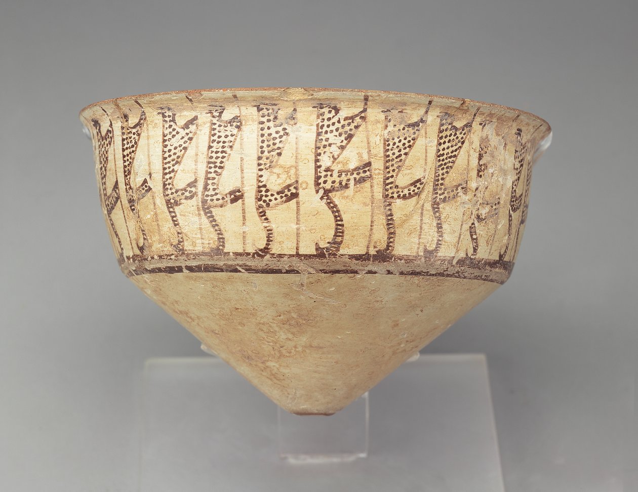 Ciotola conica con un disegno di leopardo, 3500-3000 a.C. da Chalcolithic