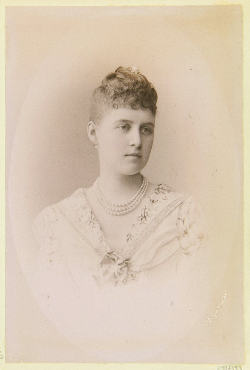 Ritratto della Granduchessa Alexandra Georgievna di Russia da Charles Bergamasco