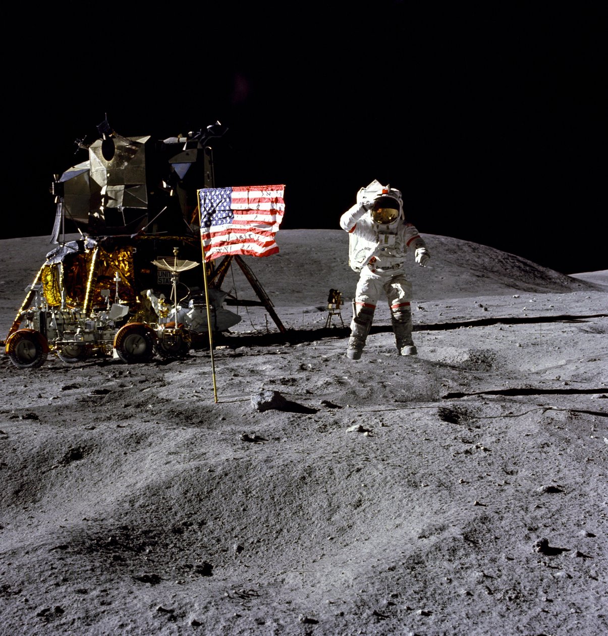 John Young sulla superficie lunare, 1972 da Charles Duke