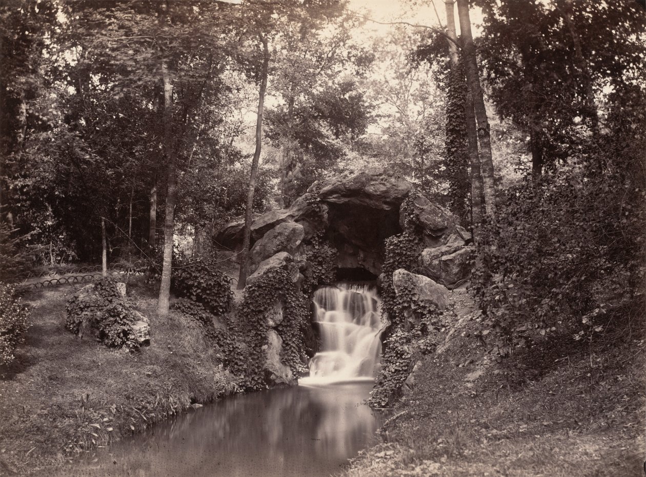 Grotta nel Bois de Boulogne da Charles Marville