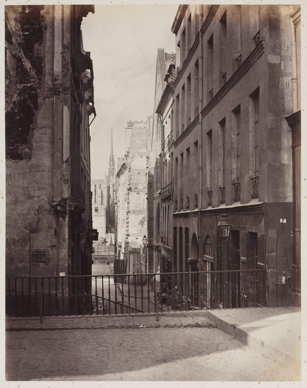 Rue Jean-de-Beauvais. Veduta dalla Rue des Écoles verso il Boulevard Saint-Germain, in costruzione da Charles Marville