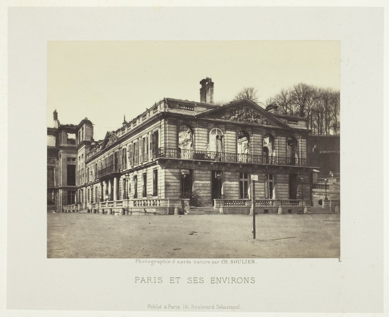 Palais de Saint-Cloud, dalla serie "Paris et ses environs" (Parigi e dintorni) da Charles Soulier