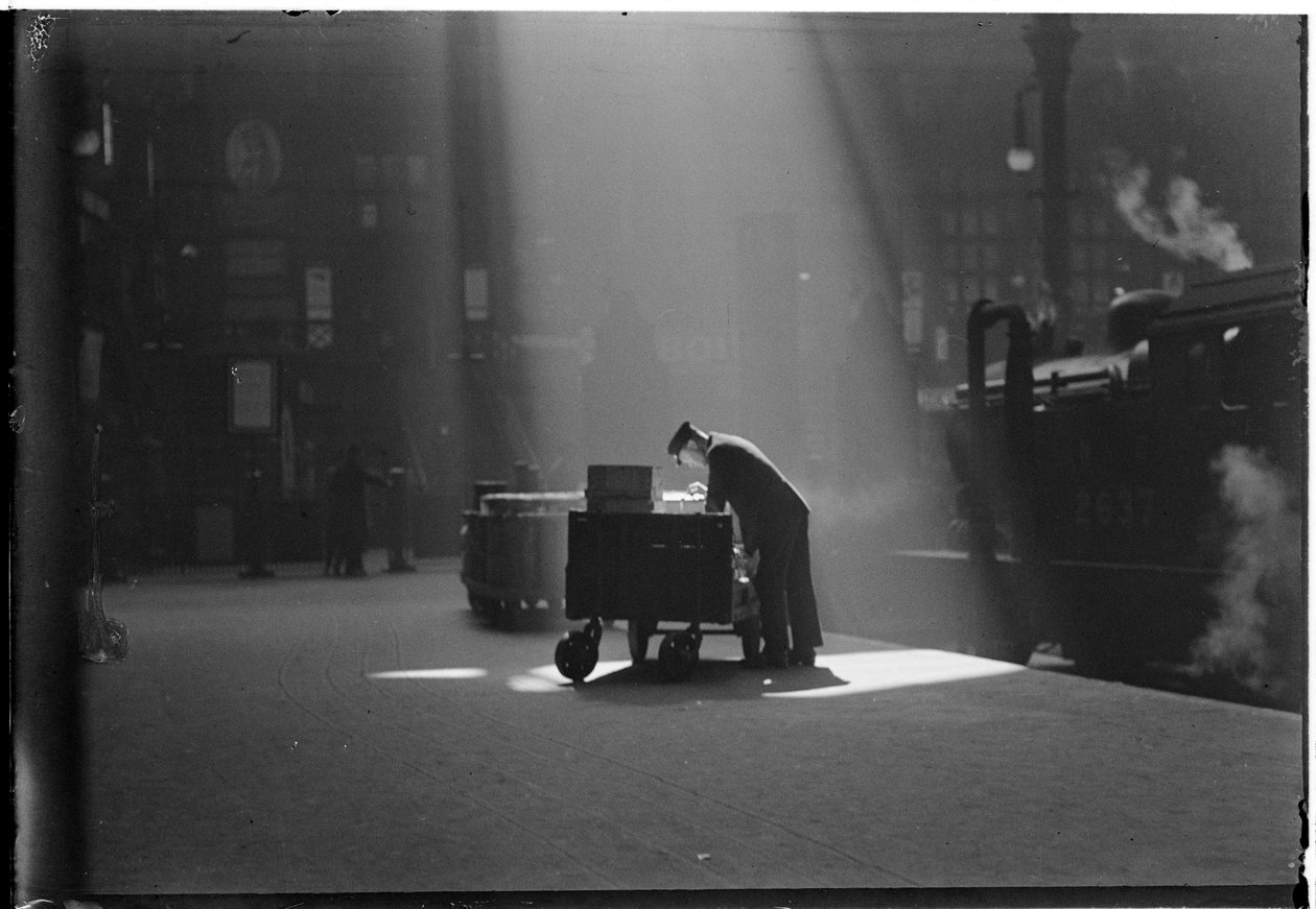 Stazione di Liverpool Street, Liverpool Street, Città di Londra, Greater London Authority, c1932 da Charles William Prickett