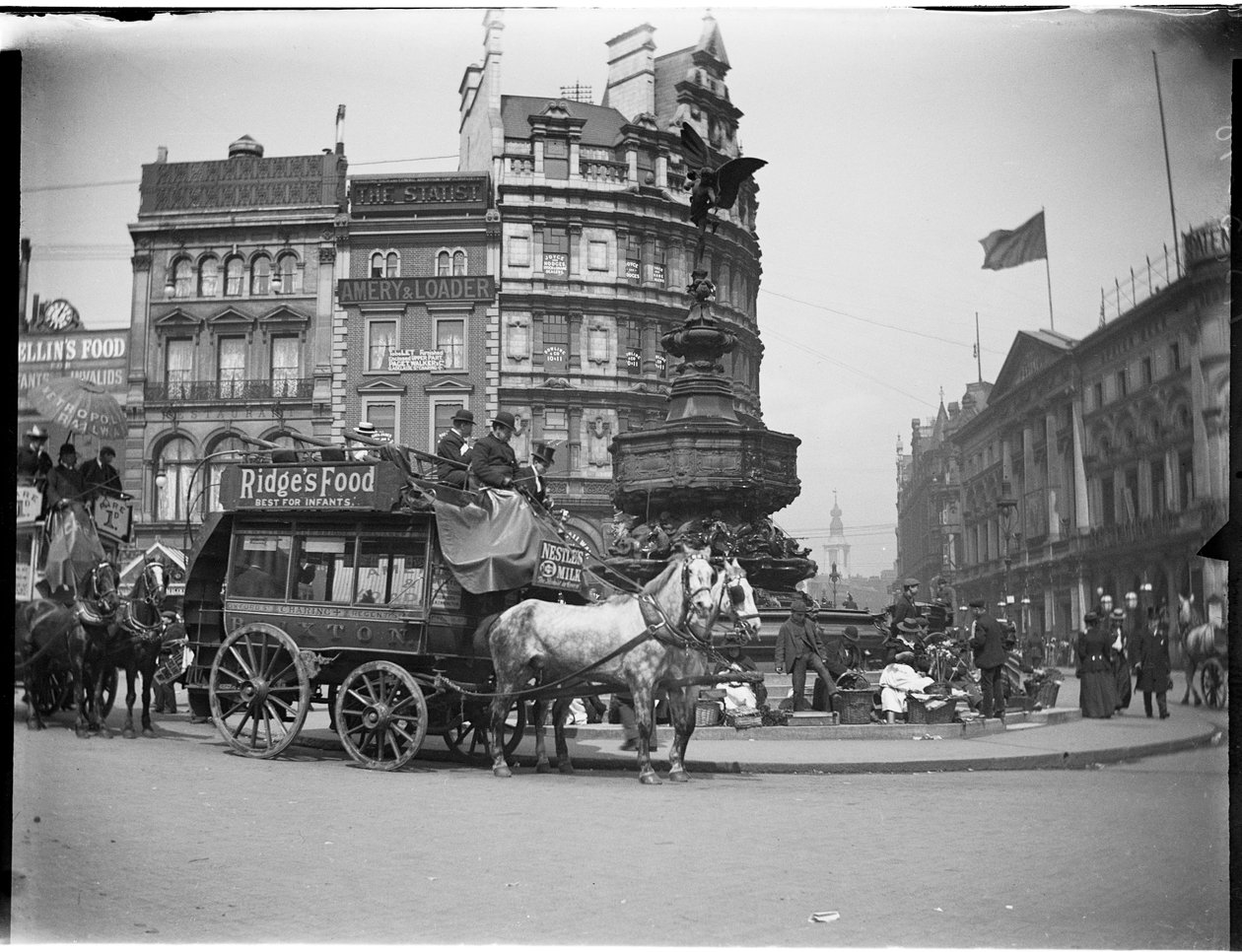 Fontana Memoriale di Shaftesbury, Piccadilly Circus, Città di Westminster, Londra, 1895-1905 da Charles William Prickett