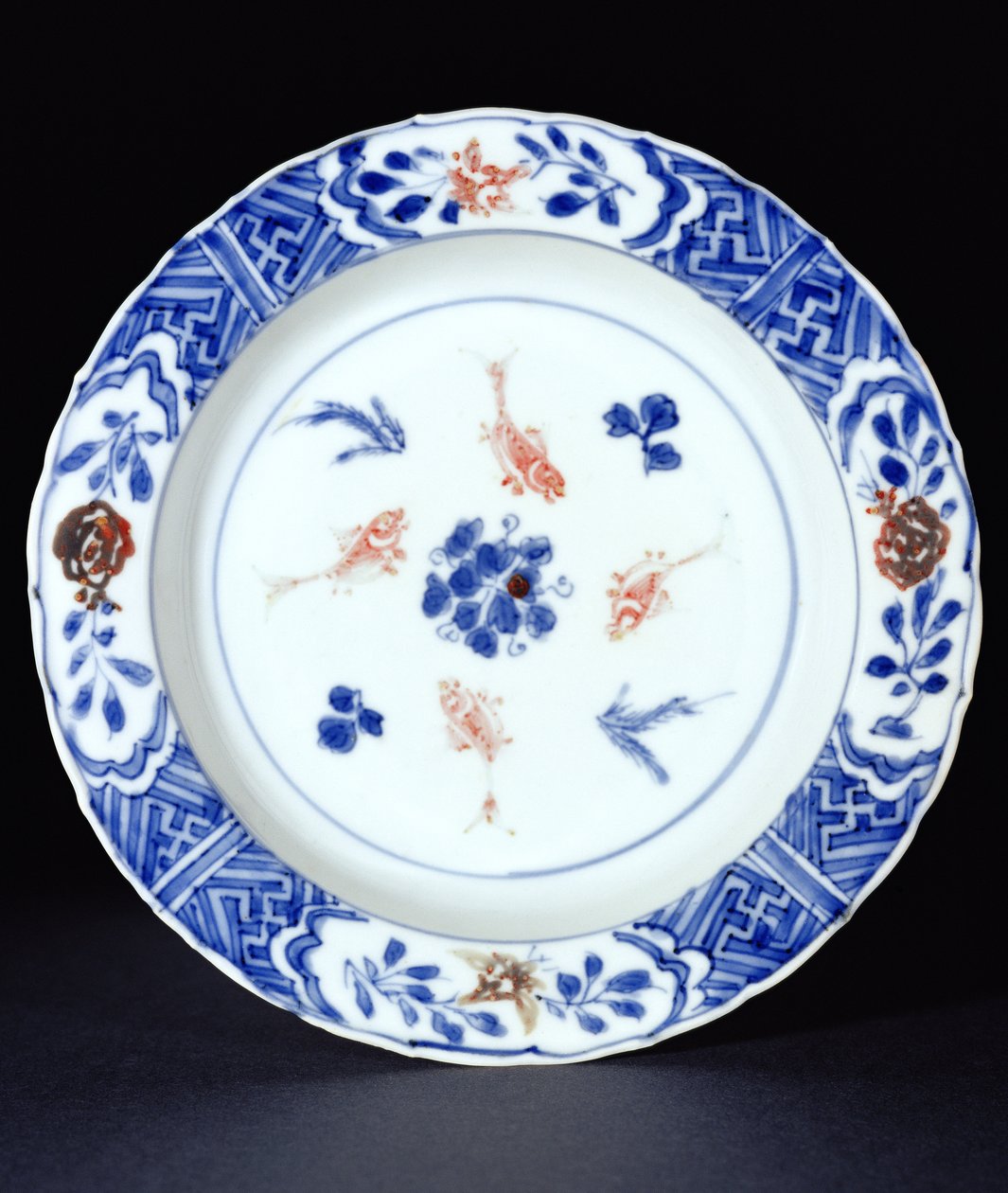 Piatto decorato in blu sottosmalto con tocchi di rosso rame, tarda dinastia Ming, c.1630 da Chinese School