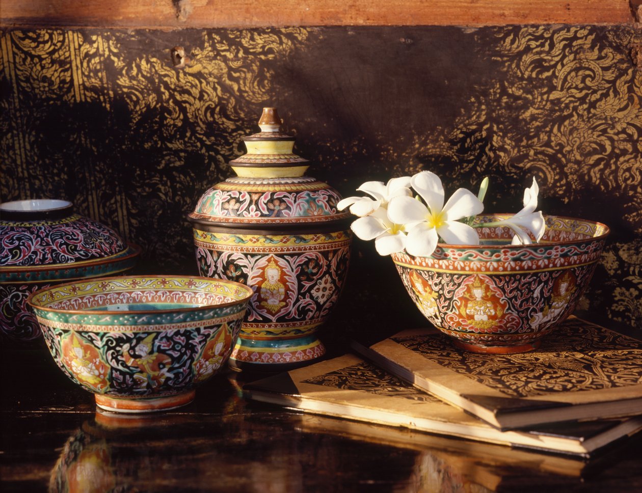 Ceramica Bencharong da Chinese School