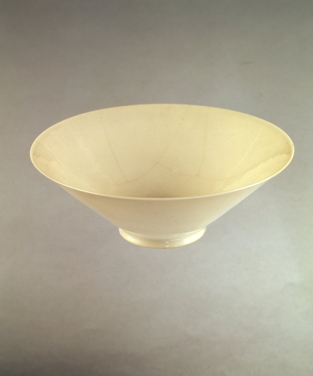 Coppa di vino Yung lo dai forni di Ching-te-Chen, c.1403-25 da Chinese School Chinese School
